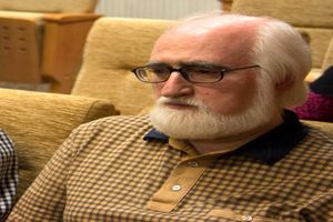 روزی 3 شاعر در ایران متولد می‌شود