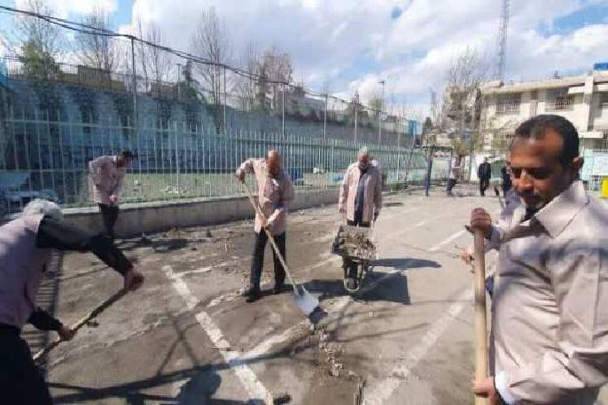 بازسازی مدارس