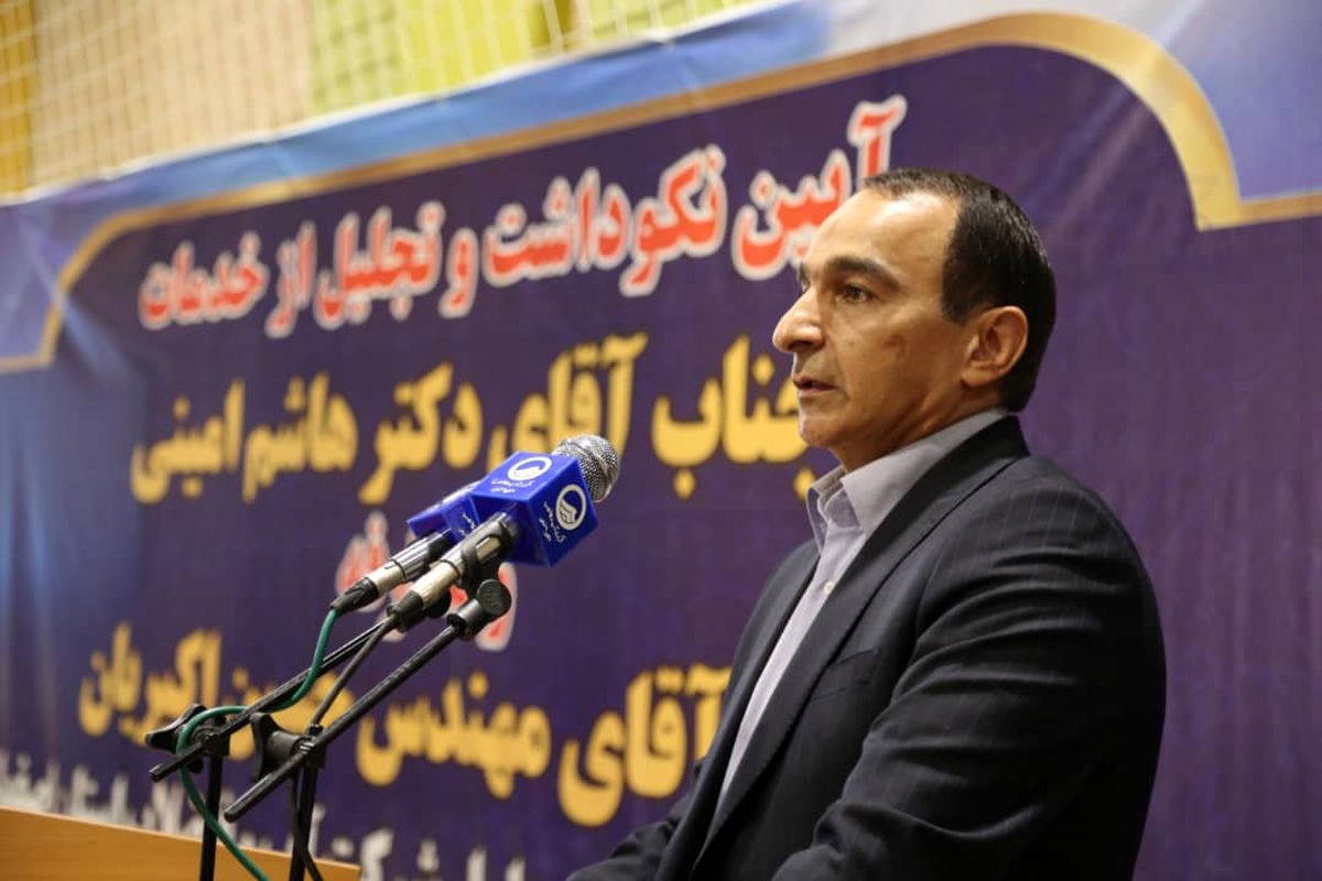 منصور شیشه فروش