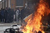 نهادهای بین‌المللی تحولات فرانسه را با معیارهای حقوق بشری مورد توجه قرار دهند
