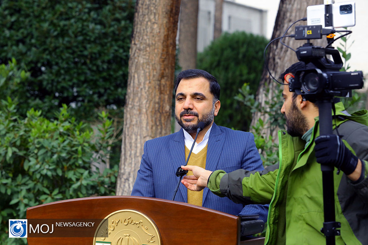 حاشیه جلسه هیات دولت - ۴ بهمن