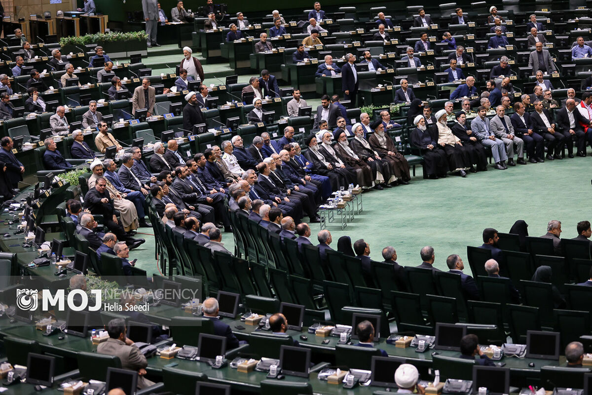 گرامیداشت شهدای خدمت در مجلس شورای اسلامی