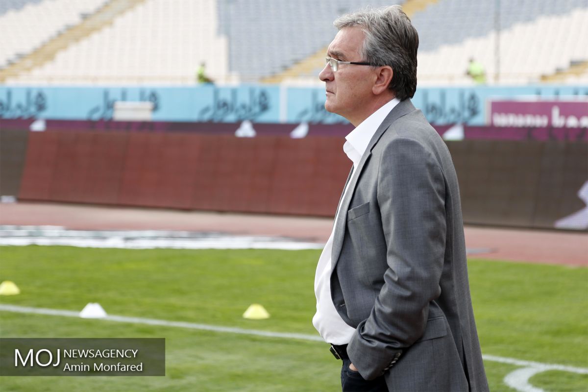 دیدار تیم های فوتبال پرسپولیس و سایپا