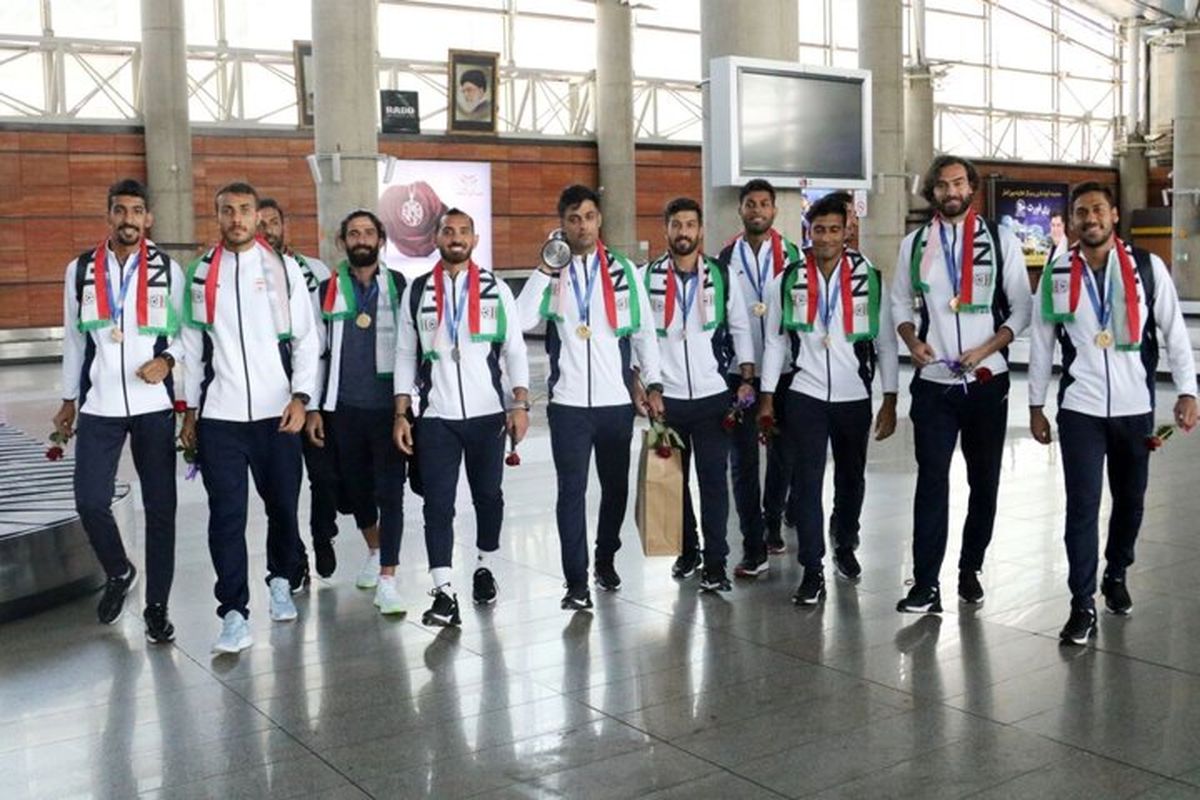 بازگشت تیم ملی فوتبال ساحلی به ایران