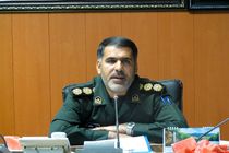 دشمن به دنبال القا و معرفی الگوهای خود به جامعه نوجوان و جوان جامعه است