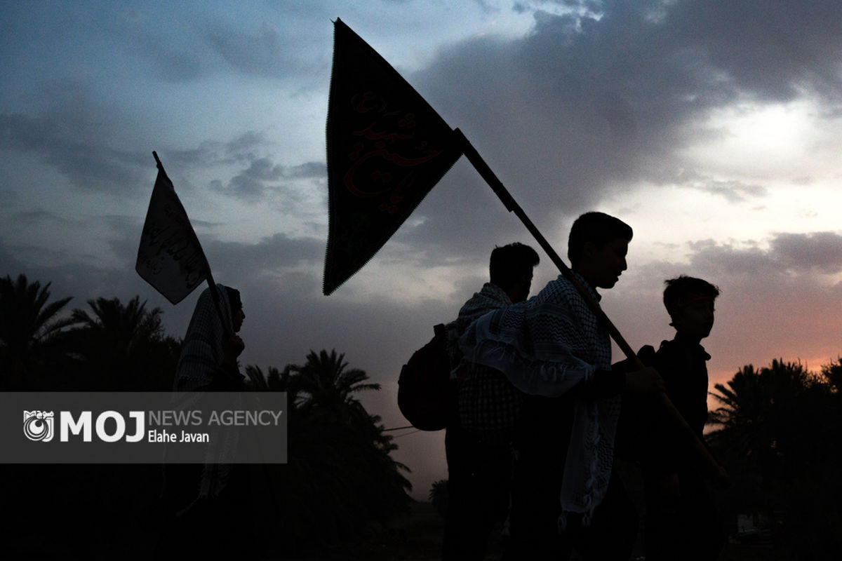 پیاده روی زائران اربعین از مسیر طریق العلما