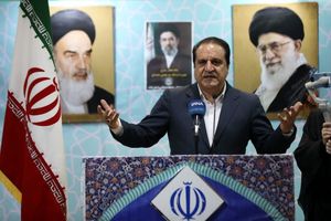 همبستگی ملی و پشتیبانی از نیروهای مسلح  رمز اقتدار ایران اسلامی است