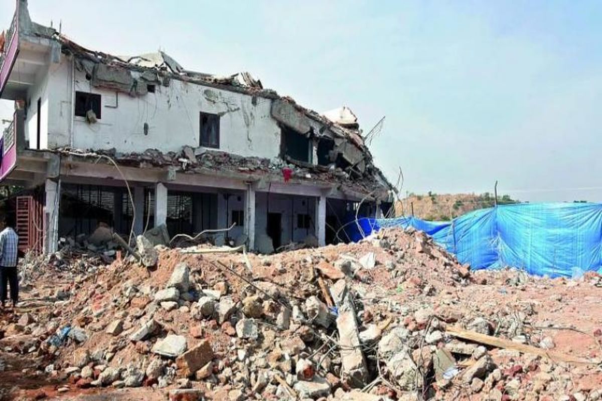 نخاله های ساختمانی