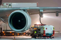 حادثه ترکیدگی لاستیک یک هواپیما در فرودگاه مشهد