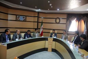 آزاد بودن معتادان متجاهر و کارتون خواب در سطح شهر ایلام زیبنده نیست