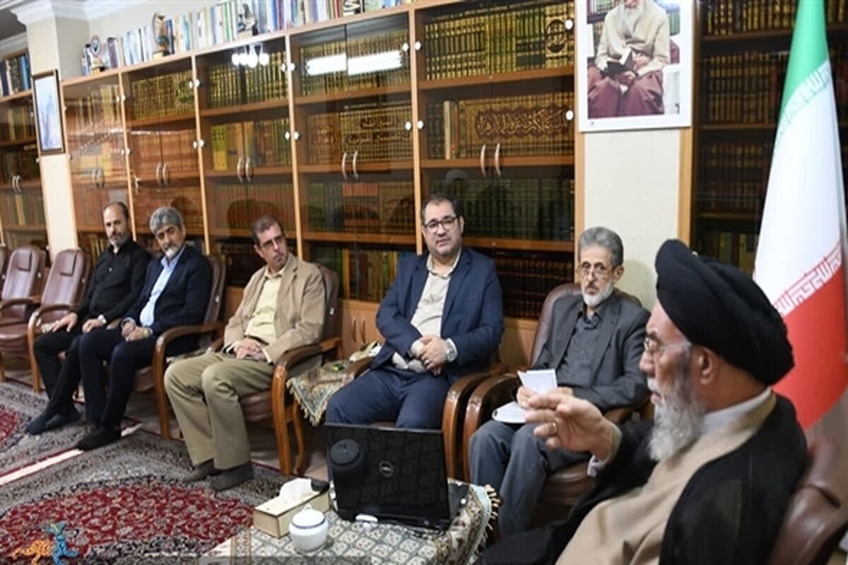 امام جمعه اصفهان و. میراث