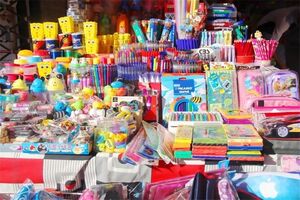 تهیه و توزیع 550 بسته تحصیلی برای دانش آموزان بی بضاعت در اصفهان 