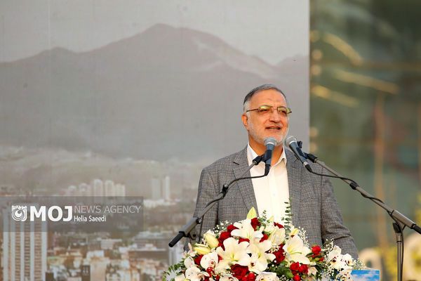 مادران شهدا ستون‌های استوار انقلاب اسلامی هستند