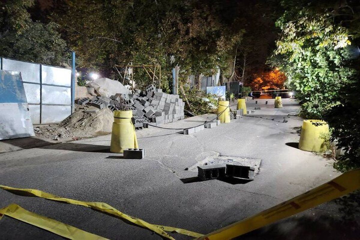 ریزش دیوار امامزاده چیذر