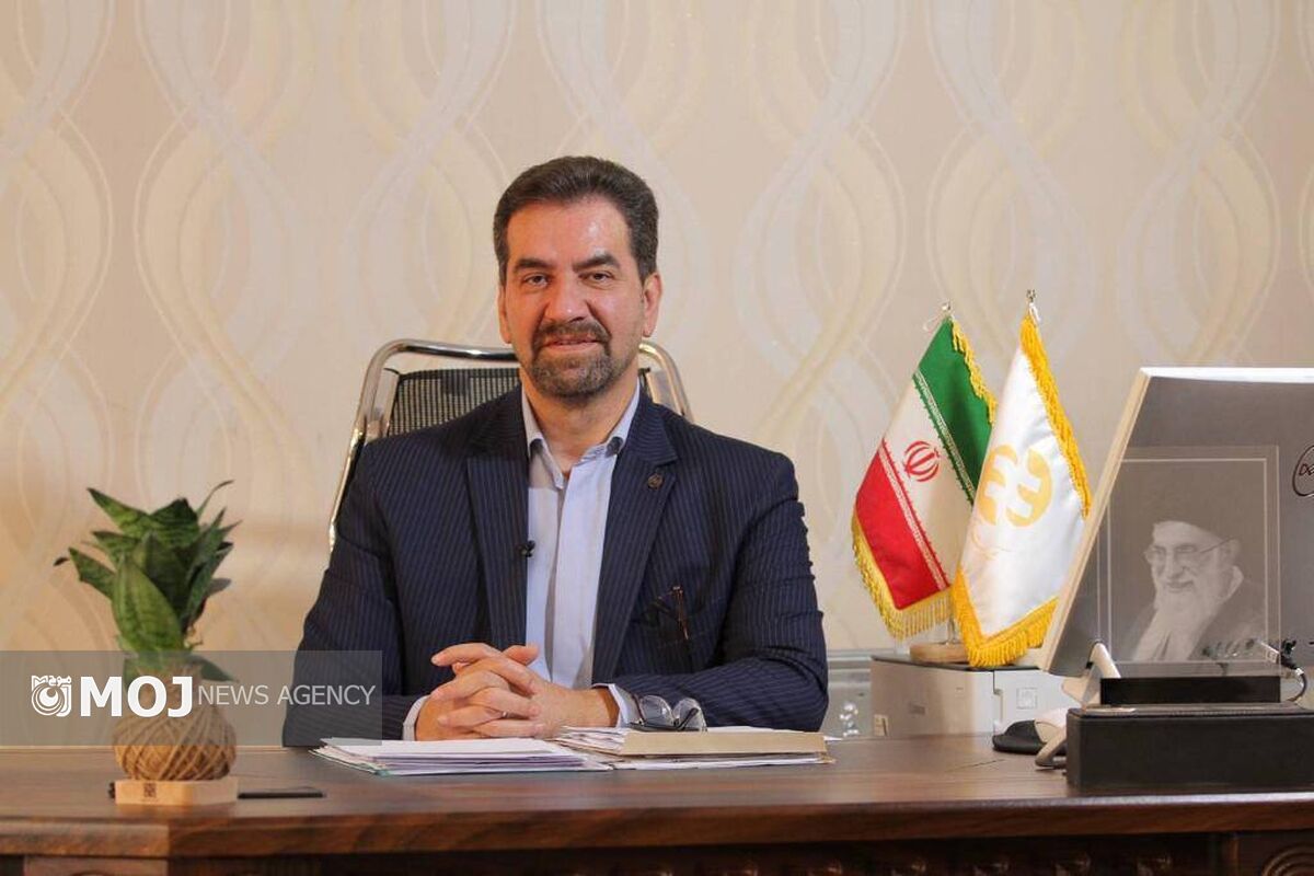  دکتر نمازی مدیرعامل شرکت آتیه سازان حافظ