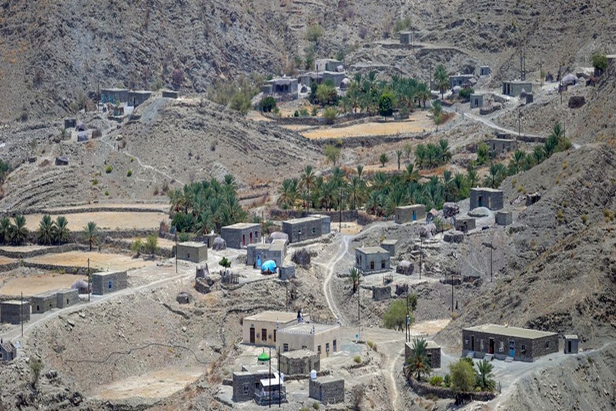 شهرک مسکونی زاچ و داربست