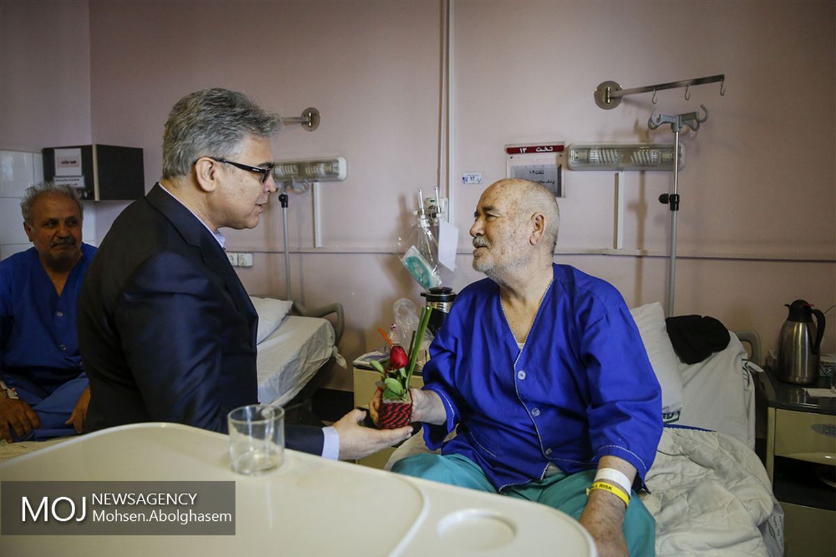 بازدید مدیران سازمان تامین اجتماعی از بیمارستان شریعت رضوی