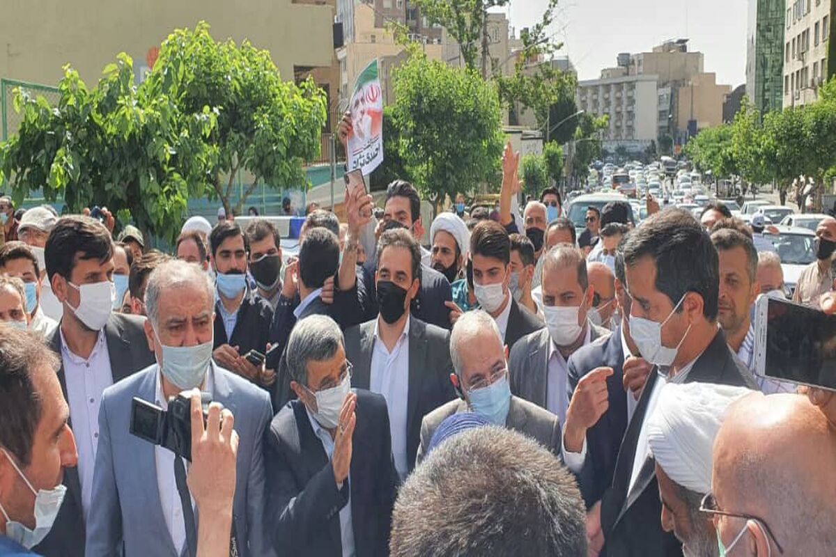 احمدی نژاد