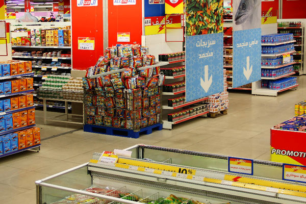 عرضه نکردن کالاهای اساسی جرم اخلال در نظام اقتصادی کشور دارد