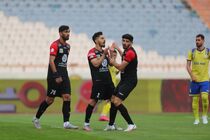 نتیجه بازی پرسپولیس و نفت مسجدسلیمان در نیمه نخست