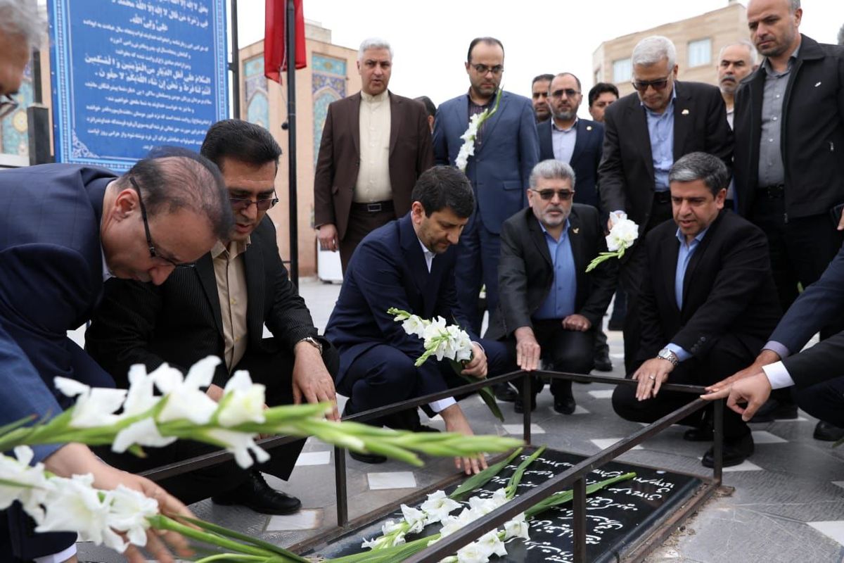 وزیر ارتباطات