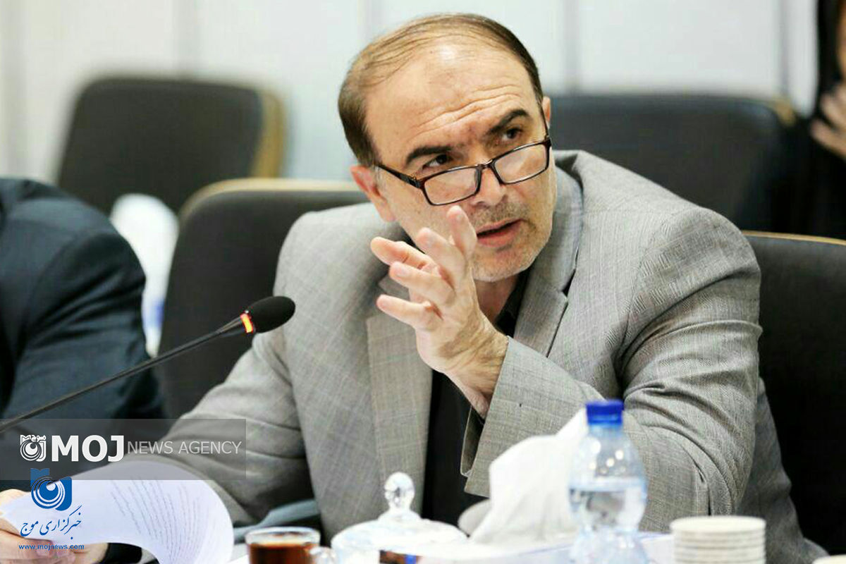 دکتر کوروش ساکی