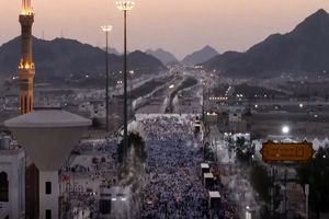 حجاج پس از عرفات به سوی مزدلفه یا مشعرالحرام حرکت کردند