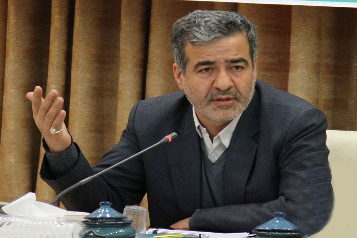 نادری فر