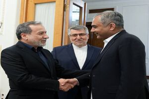 وزیر کشور پاکستان مجددا با عراقچی دیدار کرد