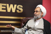۸ سال با تمام دنیا جنگیدیم، آن زمان حتی سیم خاردار هم تحریم بود/ دشمن می‌خواهد از طریق مسائل اقتصادی و اجتماعی لطمه بزند