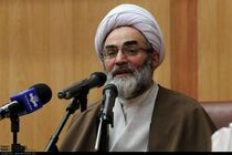 تاسی از ویژگی های شخصیتی امام راحل وظیفه ی مهم مسئولان است
