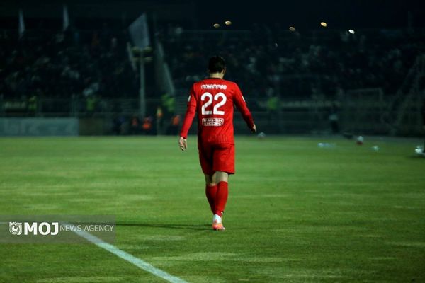 تراکتور در شیراز توسط فجر با ۲ گل متوقف شد