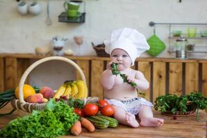 برای یبوست کودک و بزرگسال چه میوه‌هایی استفاده کنیم؟ + میوه های یبوست آور