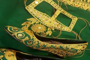 برگزاری کارگاه آموزشی گلابتون دوزی در جزیره قشم 