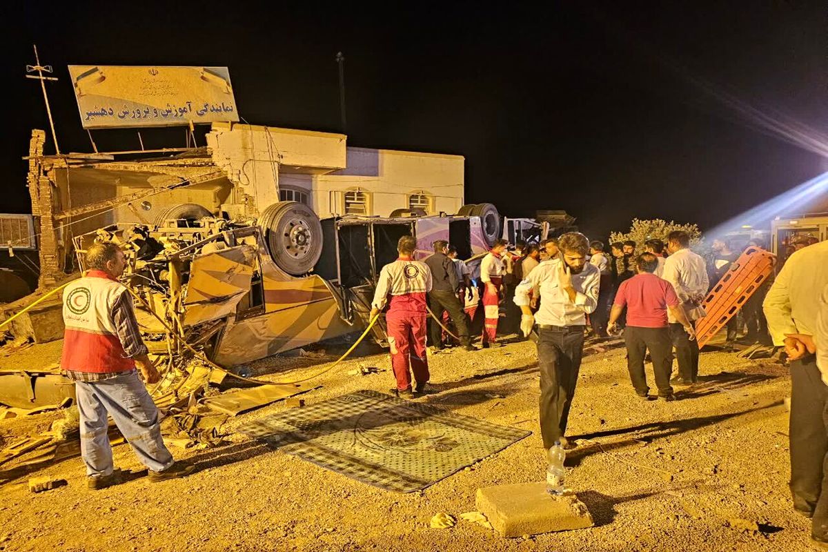 اتوبوس حامل زائران پاکستانی