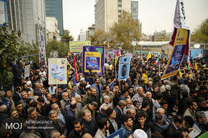 مراسم راهپیمایی ۱۳ آبان  در سراسر کشور آغاز شد