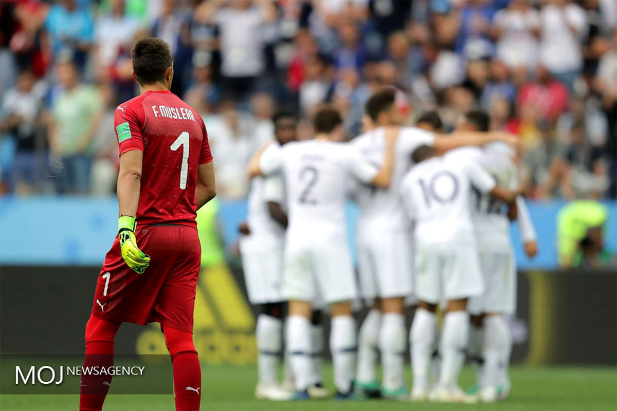 جام جهانی فوتبال - دیدار تیم های فرانسه و اروگوئه