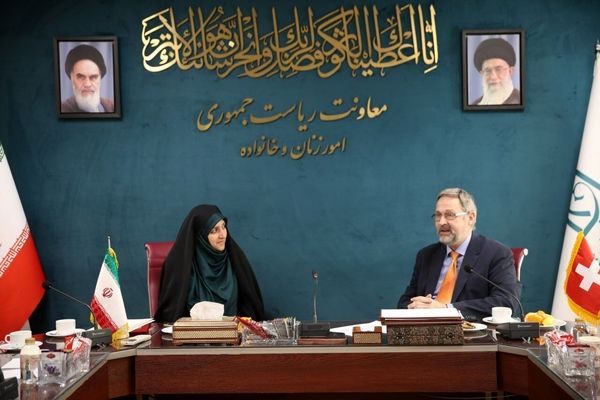 تحریم‌ها خشونت غیرمستقیم اما عمیق علیه زنان و کودکان ایجاد کرده‌ است