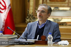 دولت باید به شهرداری ها اعتماد کند