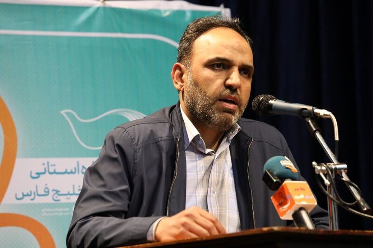 معاون مطبوعاتی