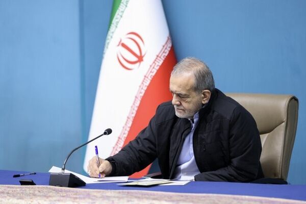پزشکیان افتخارآفرینی تیم‌های ملی کشتی ایران را تبریک گفت