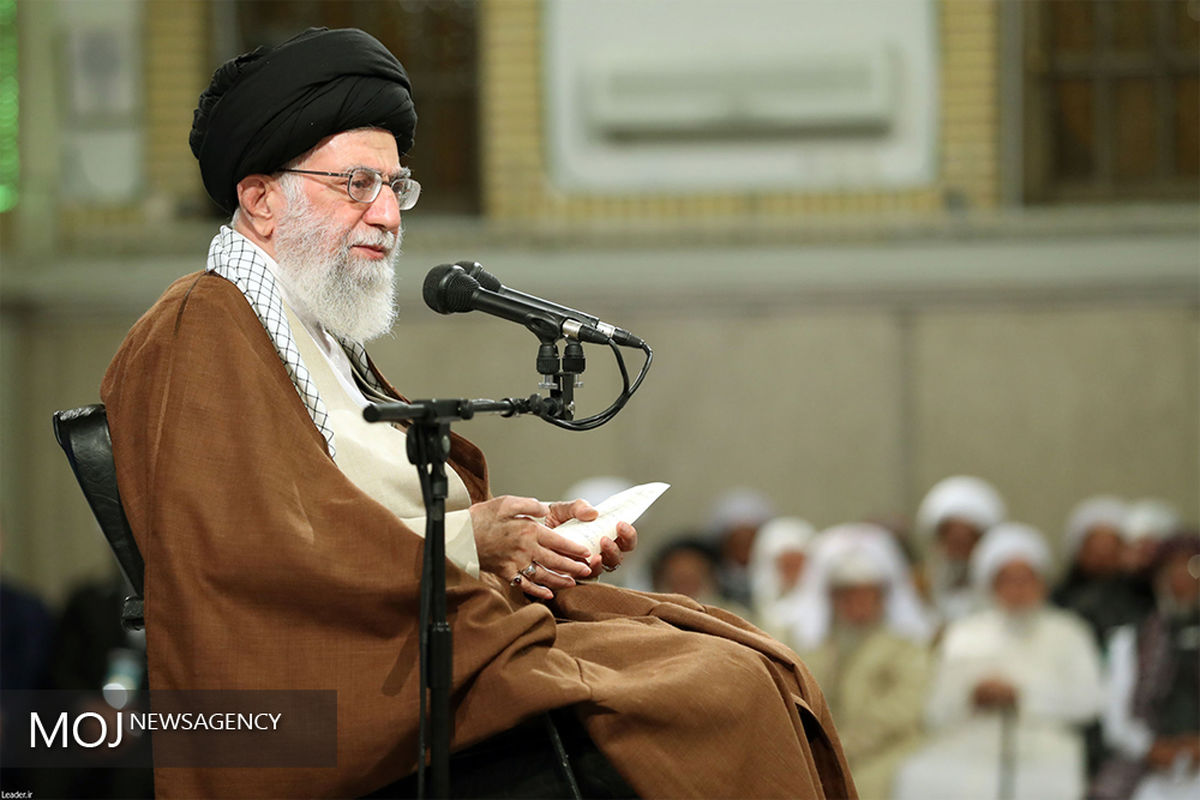 دیدار شرکت‌کنندگان در اجلاس محبان اهل بیت (ع) با مقام معظم رهبری