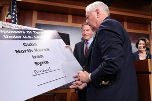 طرح سنای آمریکا برای معرفی روسیه به‌عنوان «دولت حامی تروریسم»