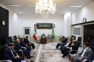دیدار شهردار قم با تولیت آستان مقدس حضرت معصومه (س)
