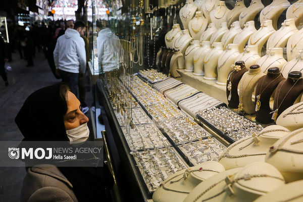 کاهش قیمت طلا در بازار تهران پس از چند روز افزایش