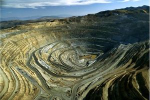 توقف طرح های معدنی در نتیجه ممنوعیت واردات ماشین آلات معدنی