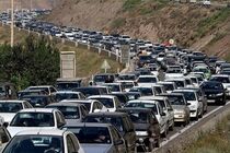 جاده چالوس و آزاد راه قزوین- کرج در ترافیک سنگین است