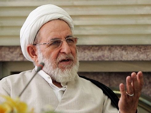 پلیس و نیروهای امنیتی با آگاهی برای حفظ جایگاه نظام در حال تلاش هستند