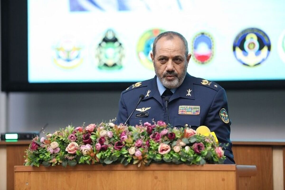 امیرسرتیپ خلبان «عزیز نصیرزاده» وزیر دفاع و پشتیبانی نیروهای مسلح