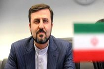 تنگه هرمز با توییت و ناو هواپیمابر تصاحب نمی‌شود